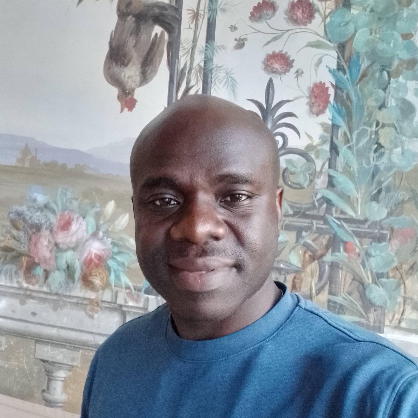 Stephen Safari Mweri