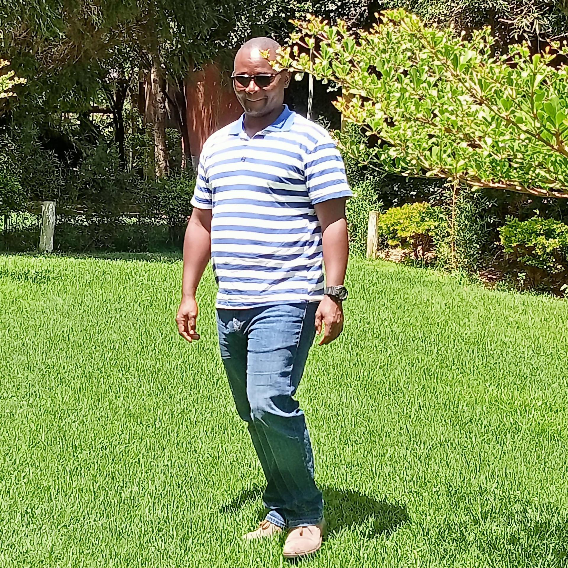 ROBERT KITHINJI MURERWA